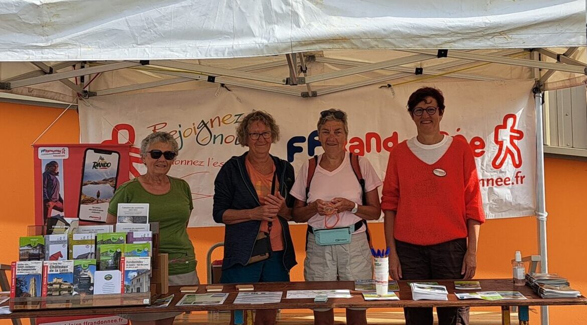 photo stand CDRP 37 photo stand CDRP 37